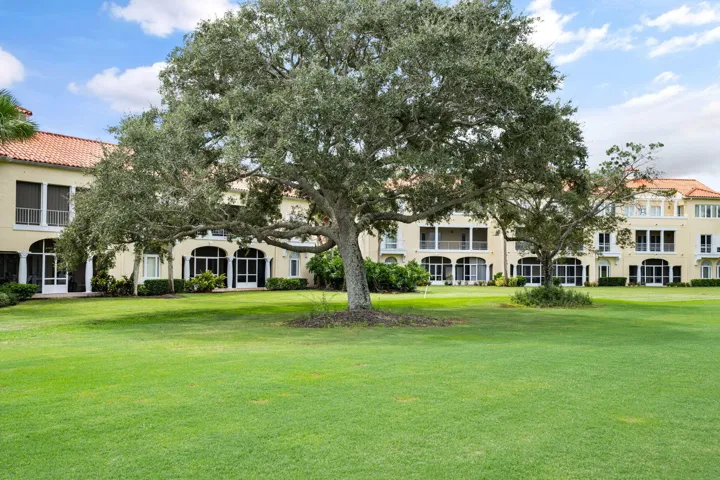 28-web-or-mls-5040 Harmony Circle 203--2