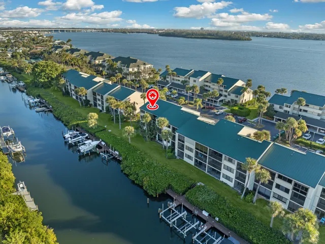 1825-Tarpon-Ln-9E-003