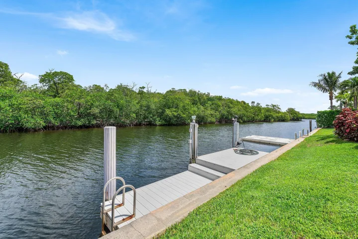 015-611PhillipsDrive-BocaRaton-FL-33432-