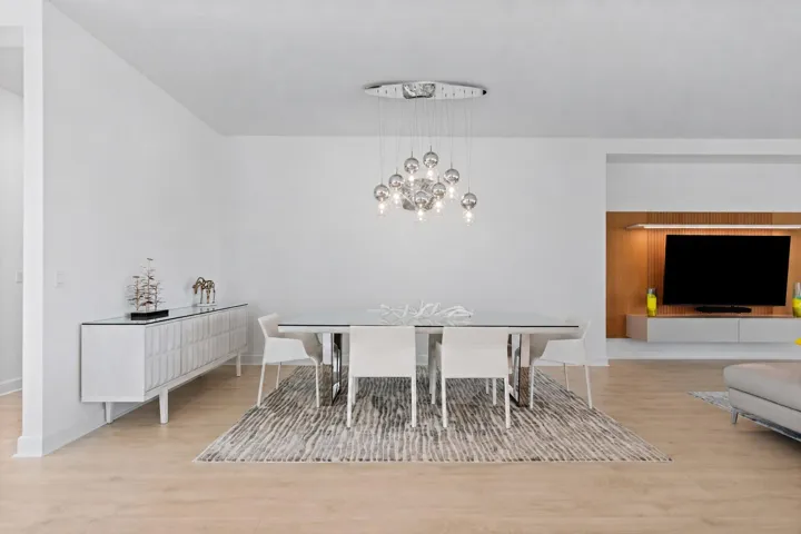 Formal Dining