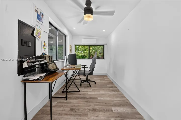 outdoor office