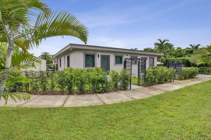 Large corner lot
