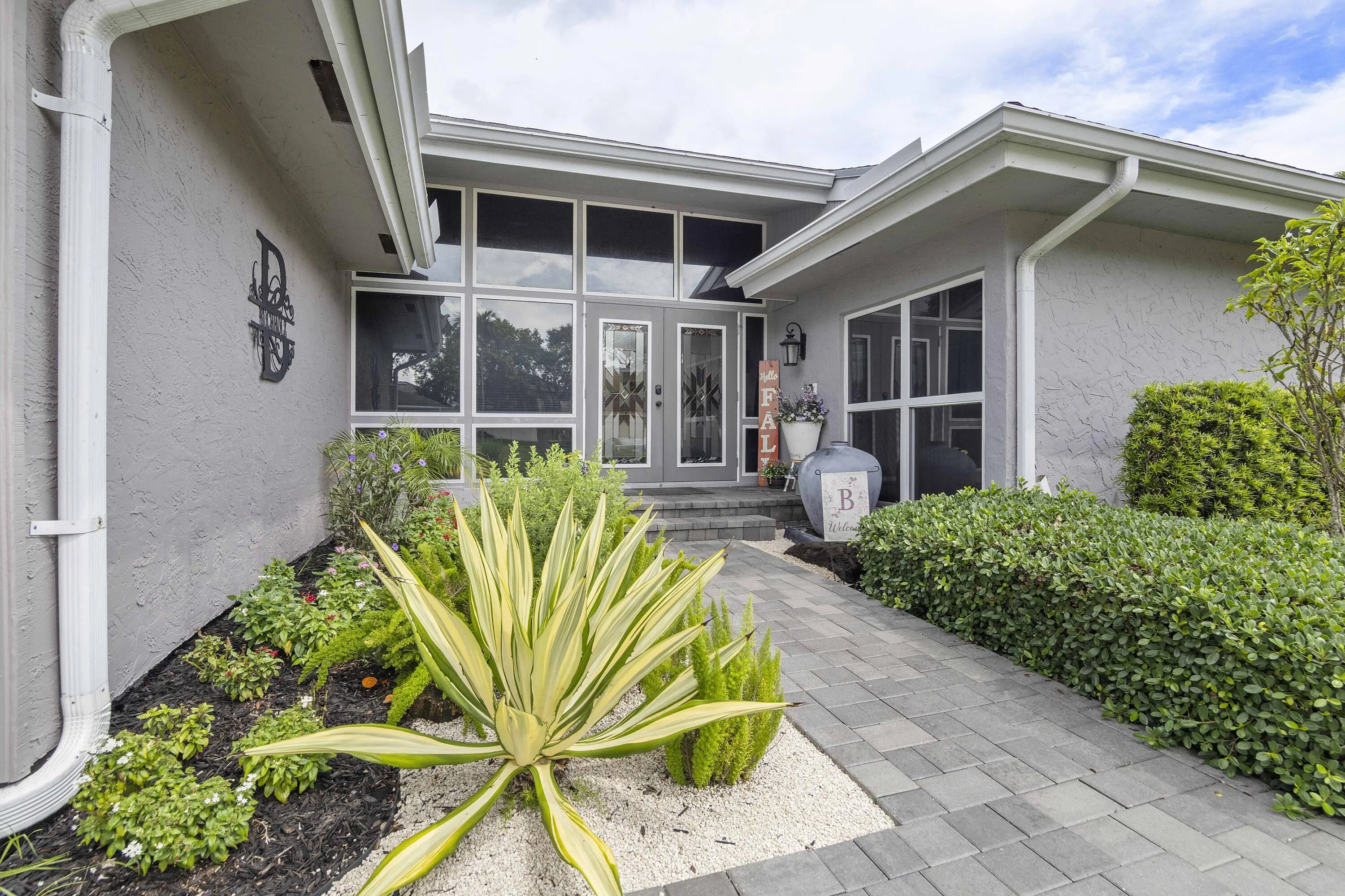 8059 Buttonwood Cir_007