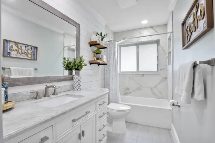 8059 Buttonwood Cir_029