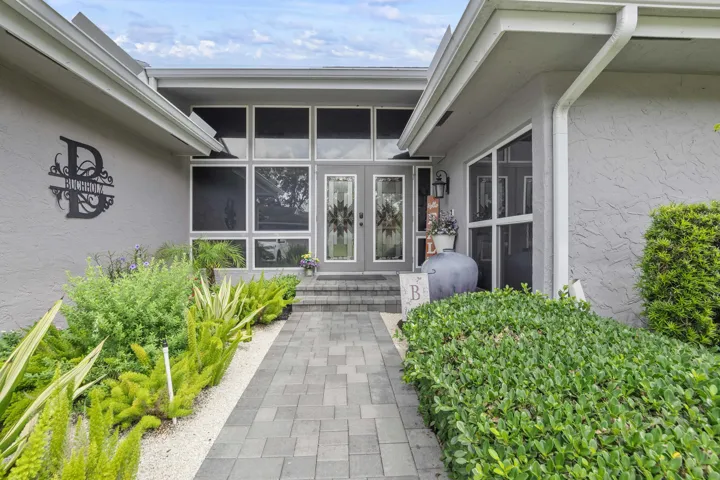 8059 Buttonwood Cir_001