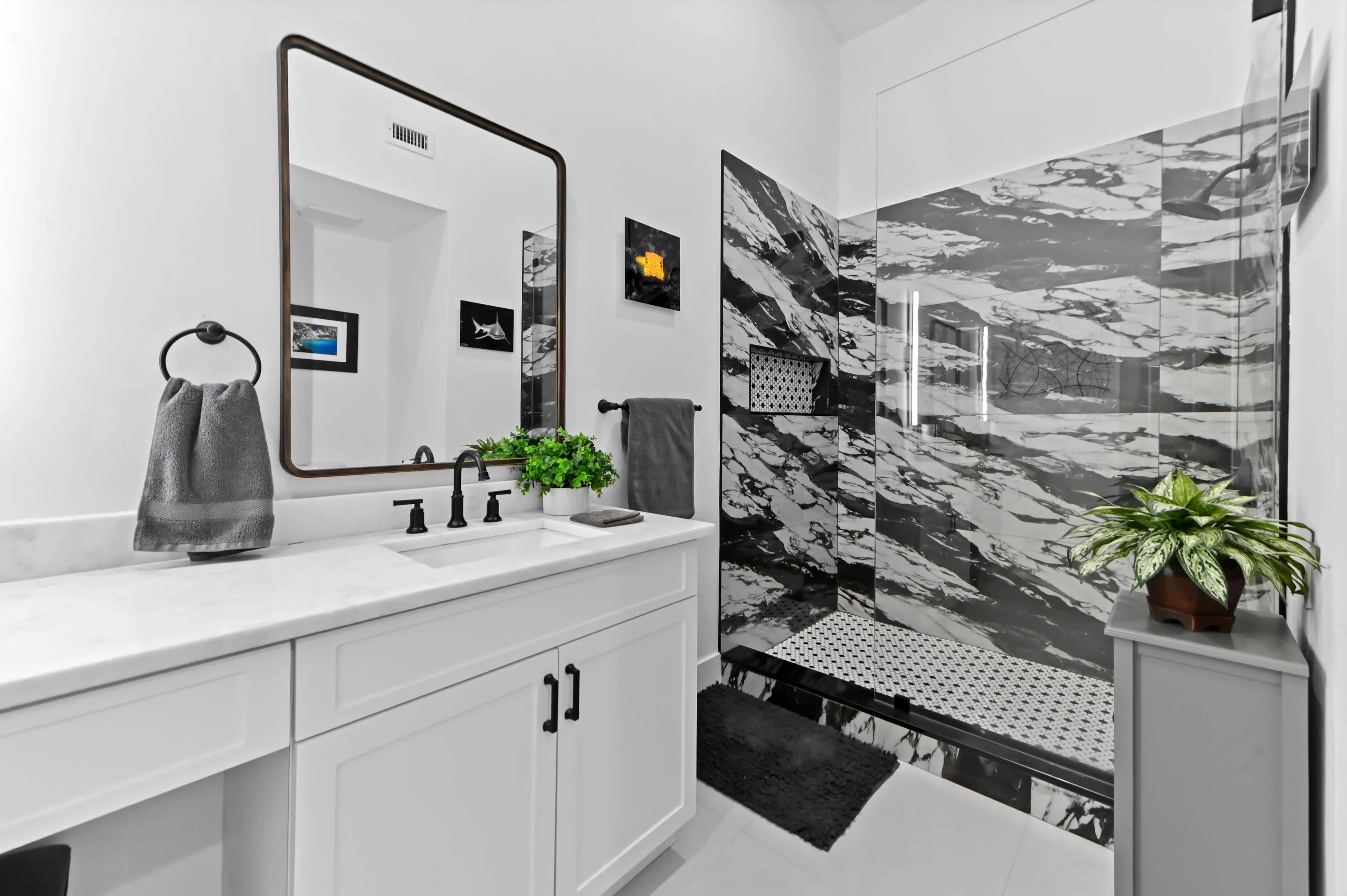 25 bathroom 02