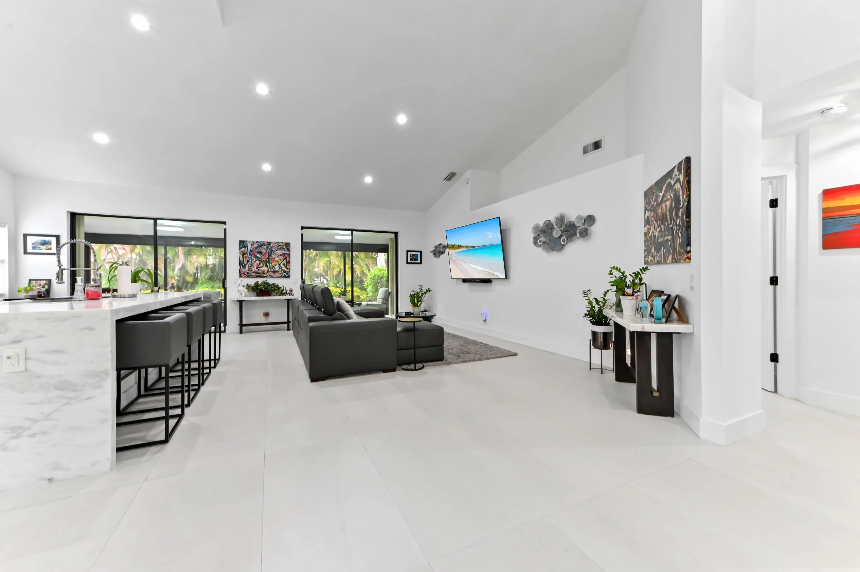 04 living room 01
