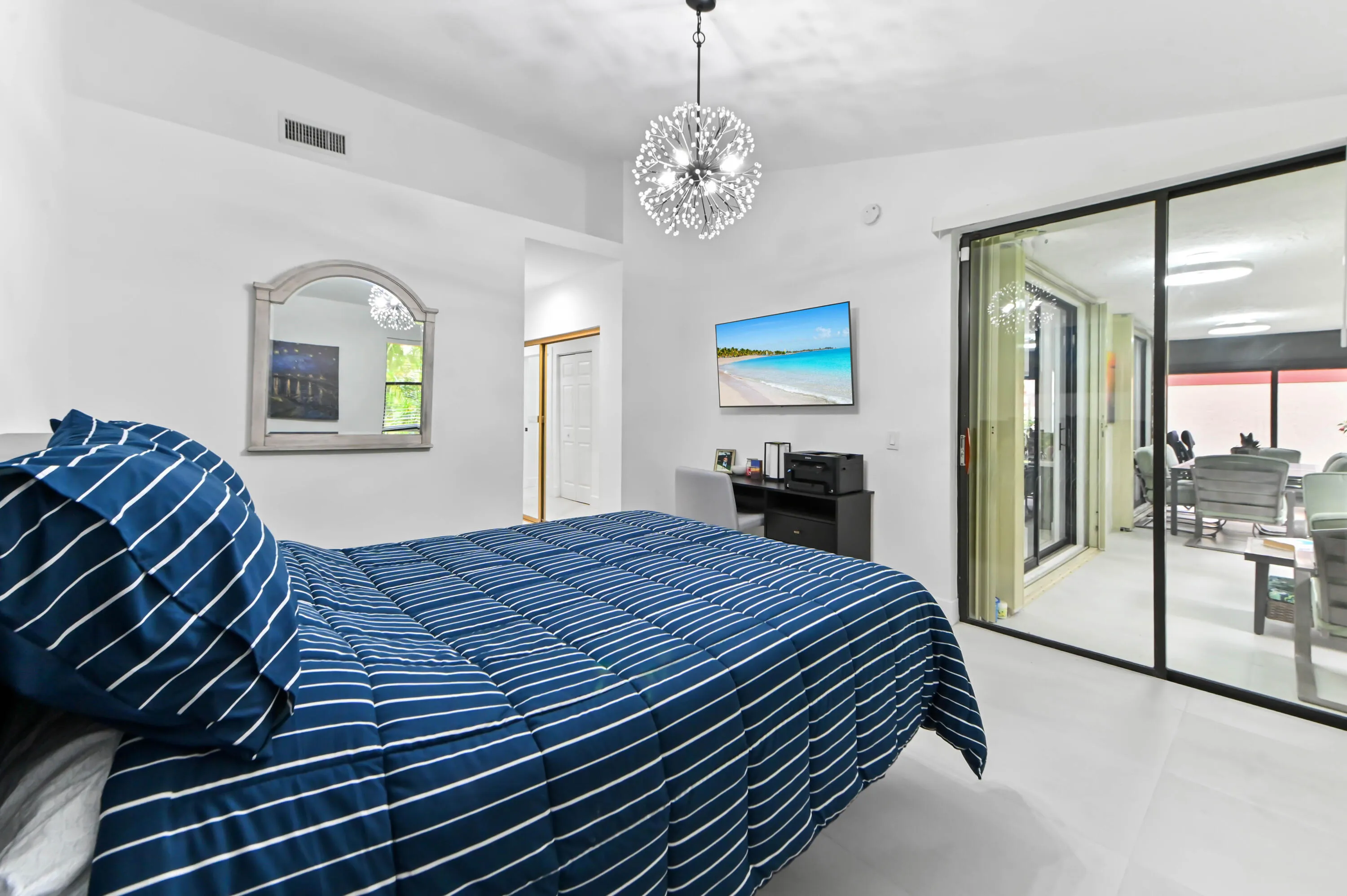 22 bedroom 02
