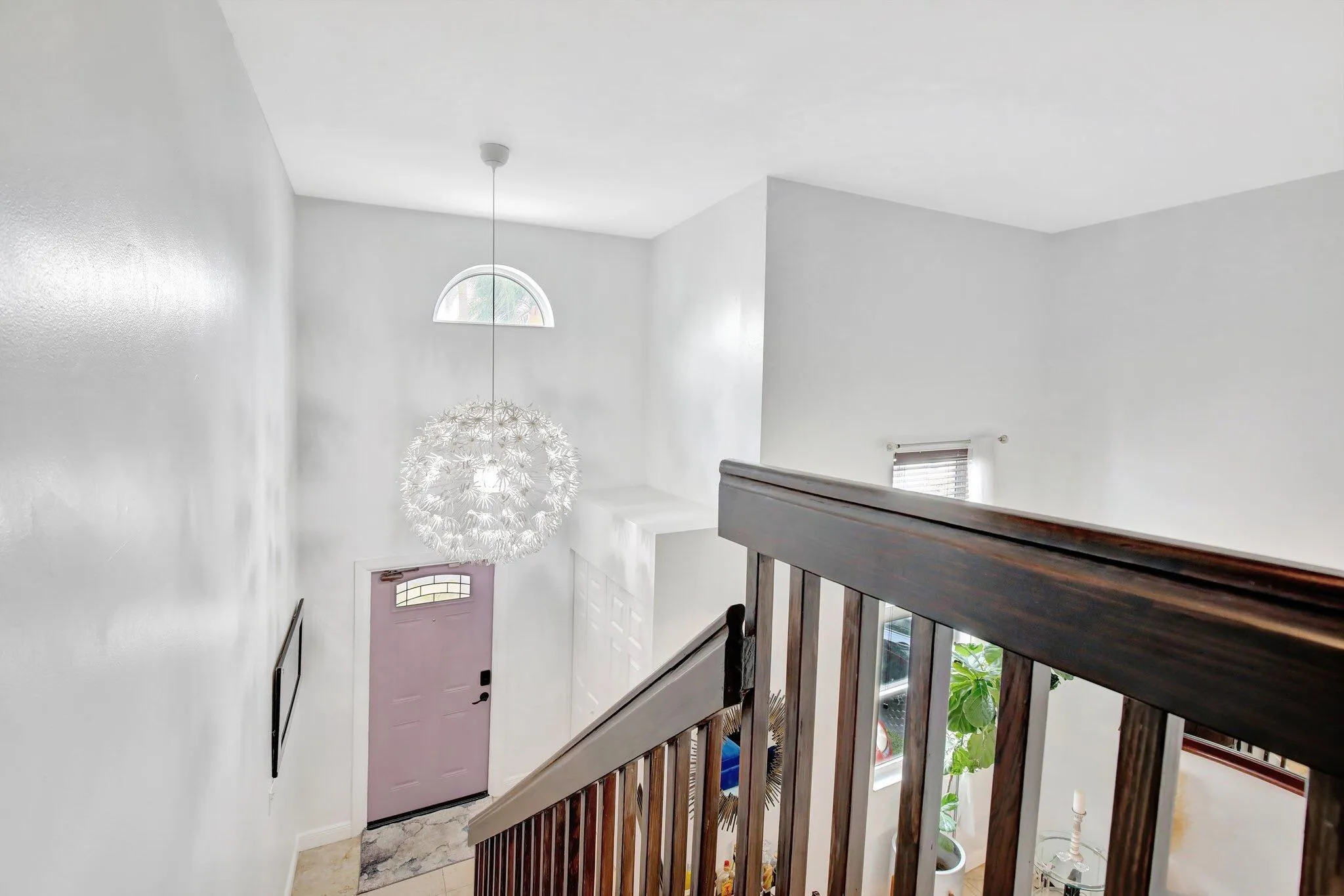 Upstairs & High Ceiling