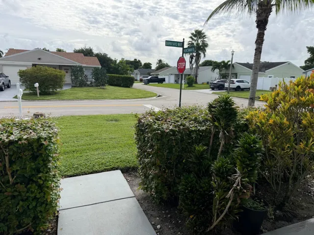 Photo 32