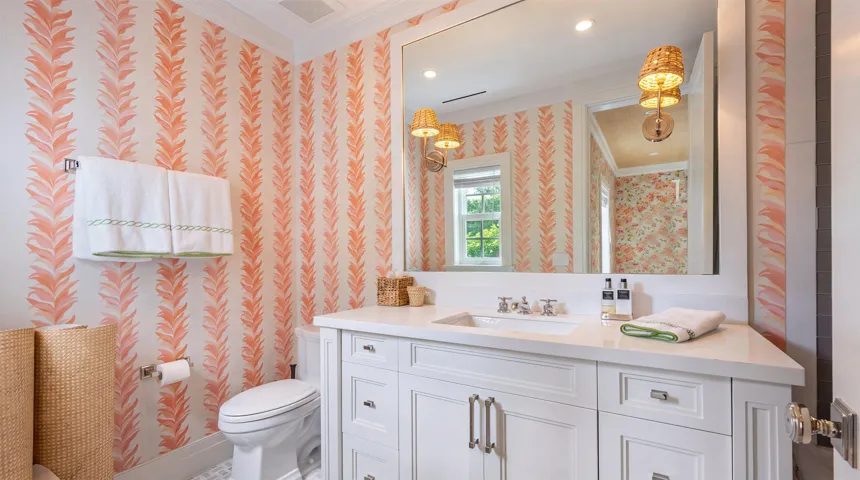 Guest Bathroom 3