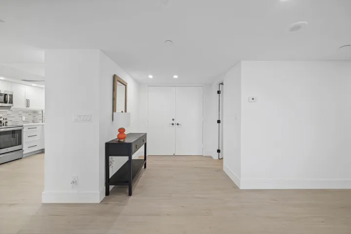 entrance /half bath