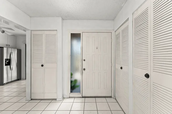 005-83WoodRoseCourt-RoyalPalmBeach-FL-33