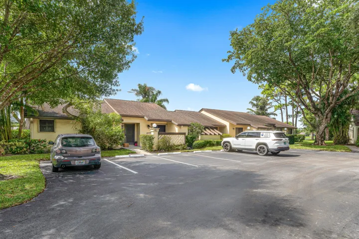 001-83WoodRoseCourt-RoyalPalmBeach-FL-33