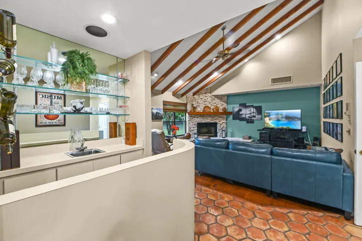 15 Living room 01