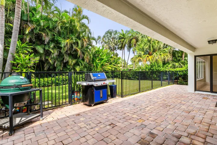 024-16LittlePondRoad-Manalapan-FL-33462-