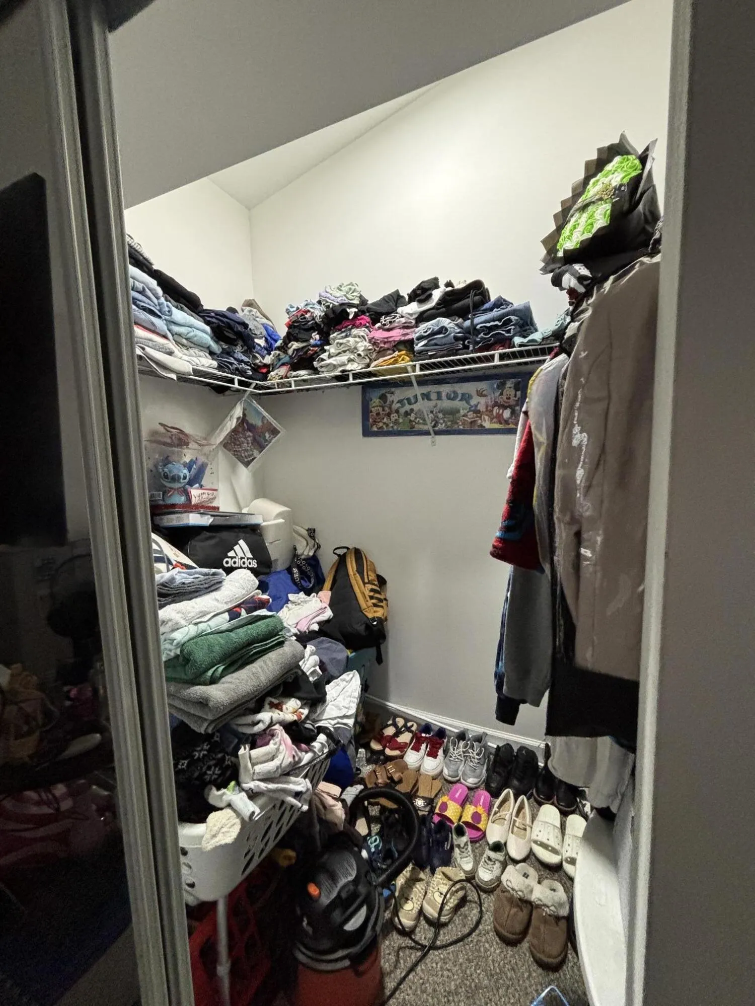 Walk-in Closet