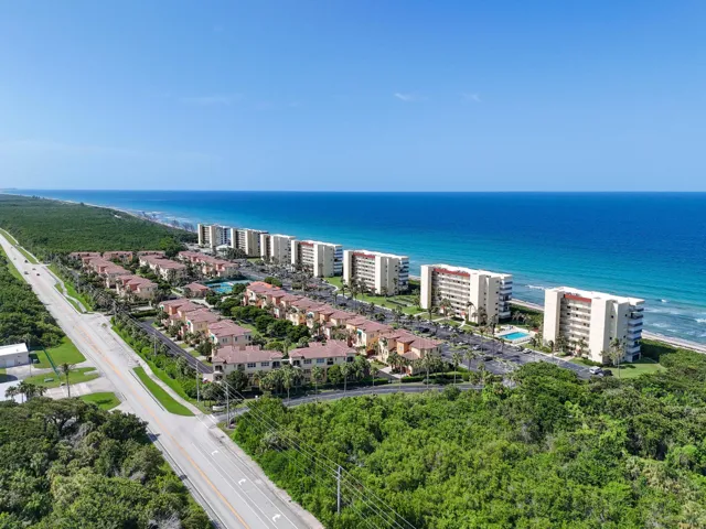 7440SOceanDr#726Aerials(32)