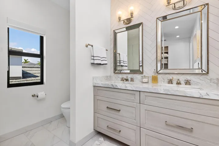 Guest Bath 3