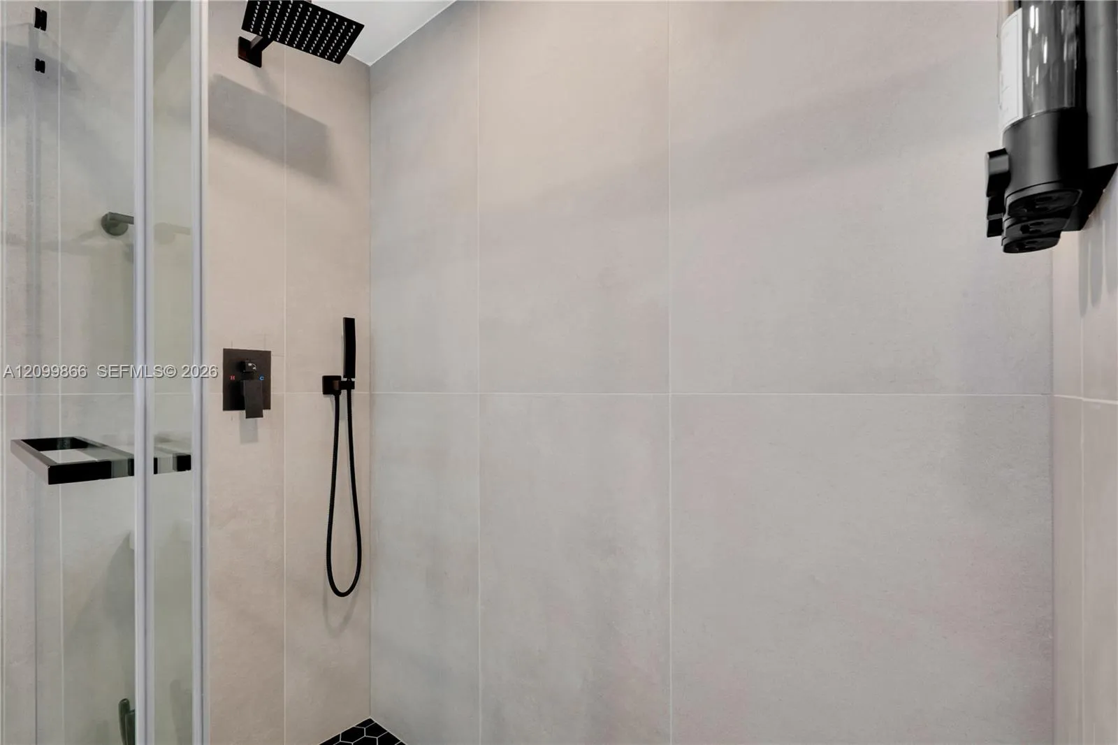 Property photo 63