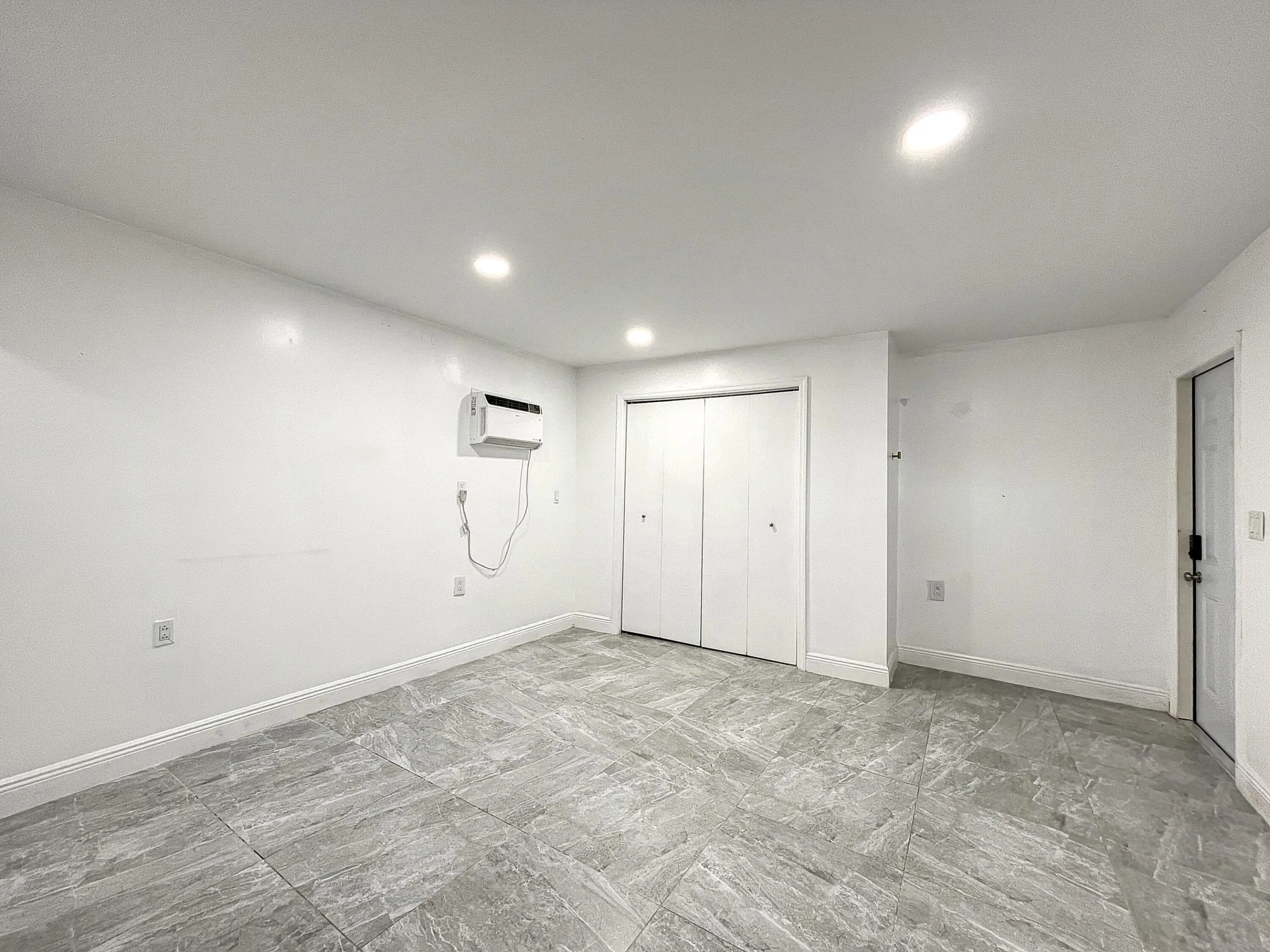 2649 Johnson Street-55