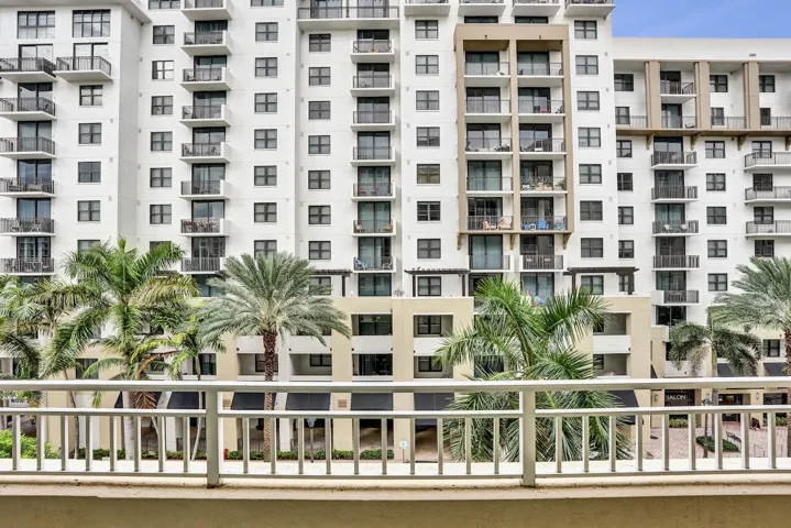 99 SE Mizner Blvd - 29