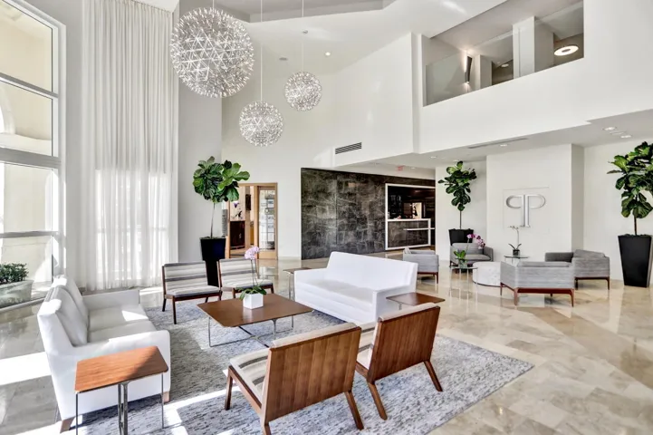 99 SE Mizner Blvd - 38