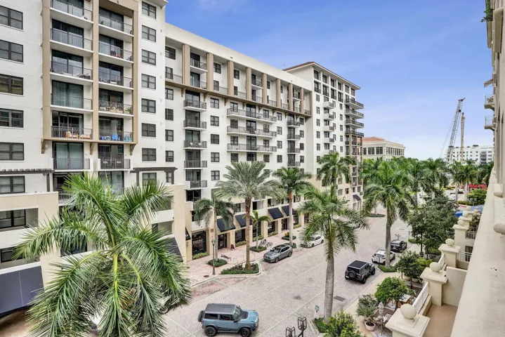 99 SE Mizner Blvd - 31