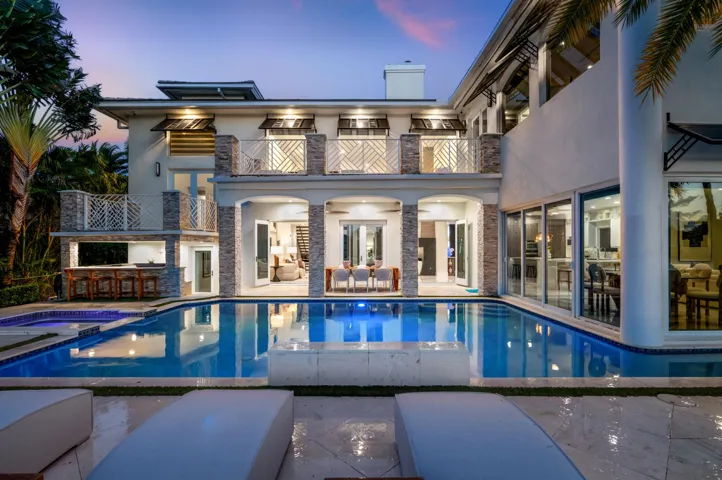 mls_POOL_TO_REAR_SUNSET