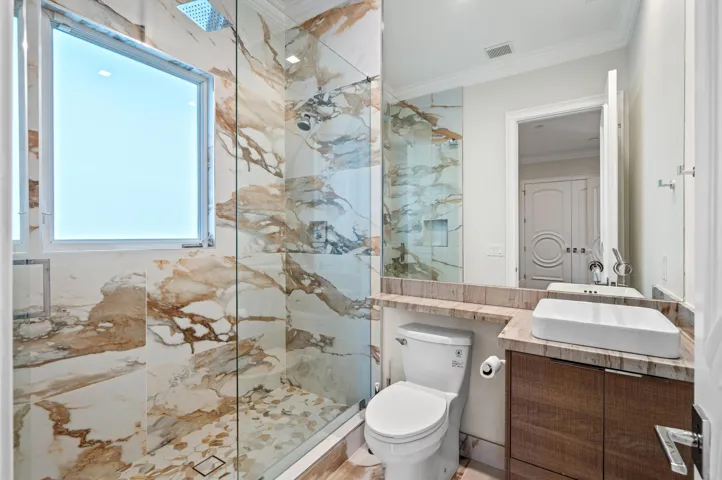 mls_BATHROOM_2