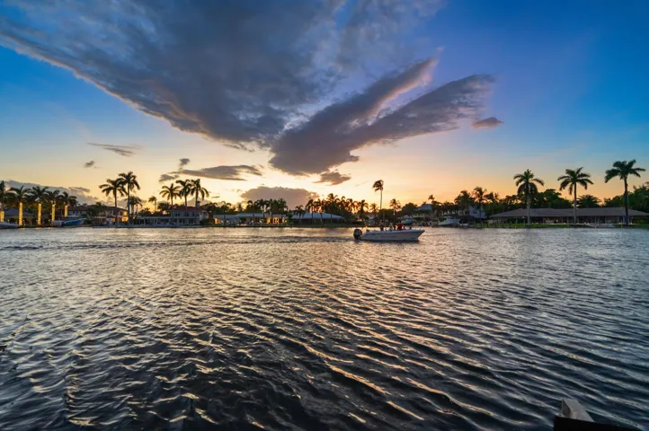 mls_VIEW_STRAIGHT_SUNSET