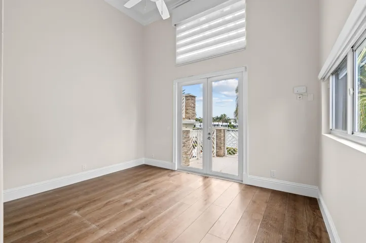 mls_BEDROOM_1_ANGLE