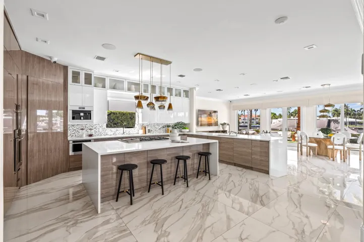 mls_KITCHEN_ANGLE_RIGHT
