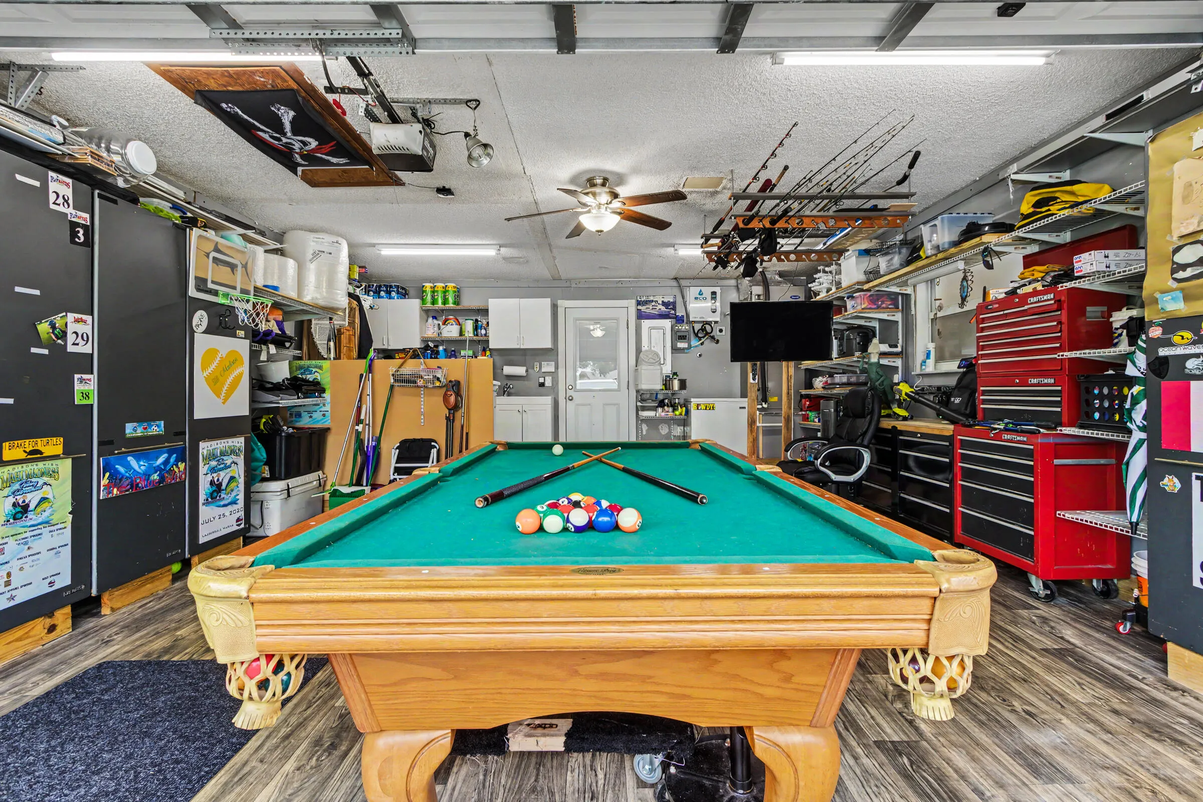 2 Car Garage