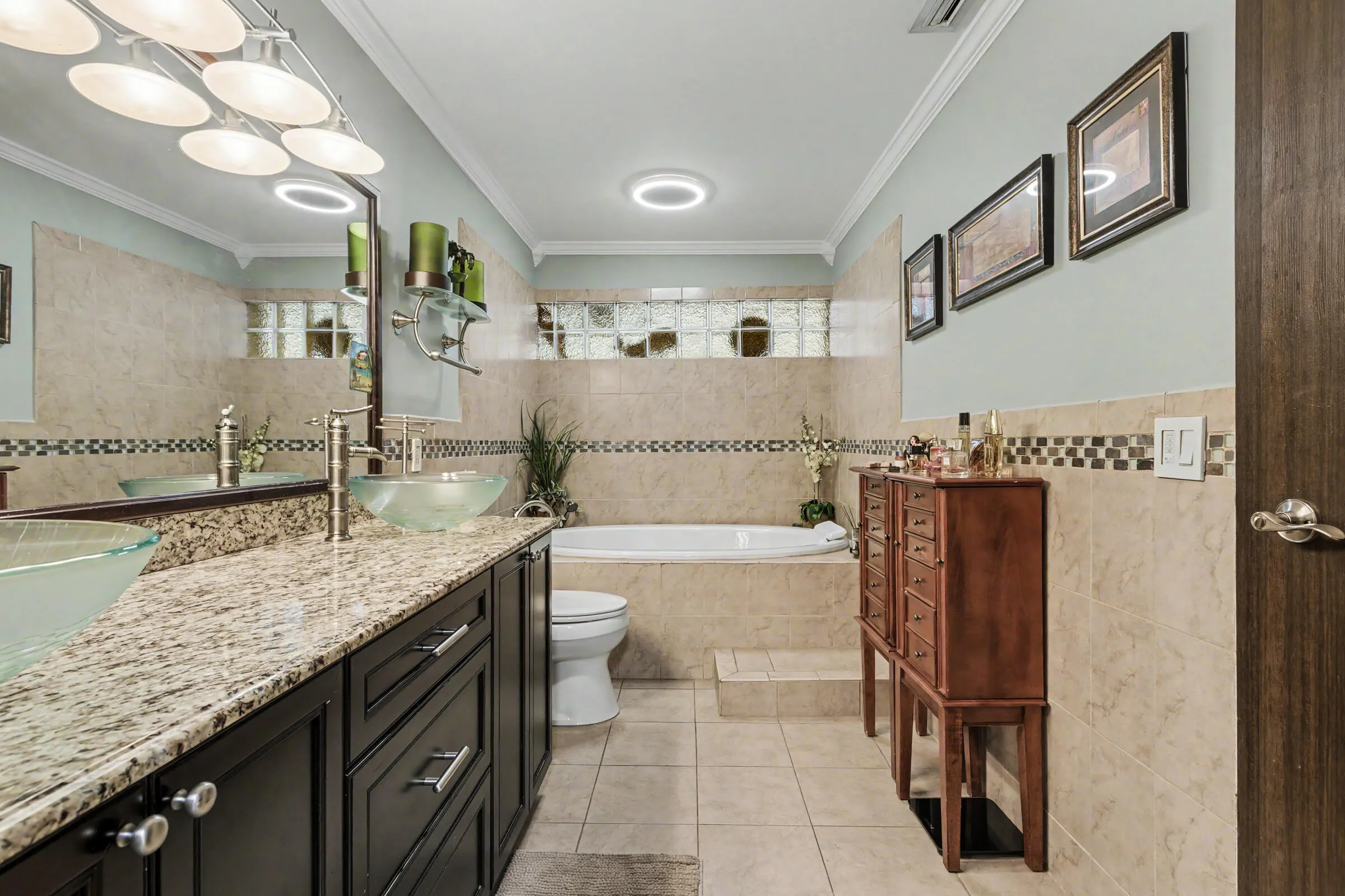 Dual Sinks