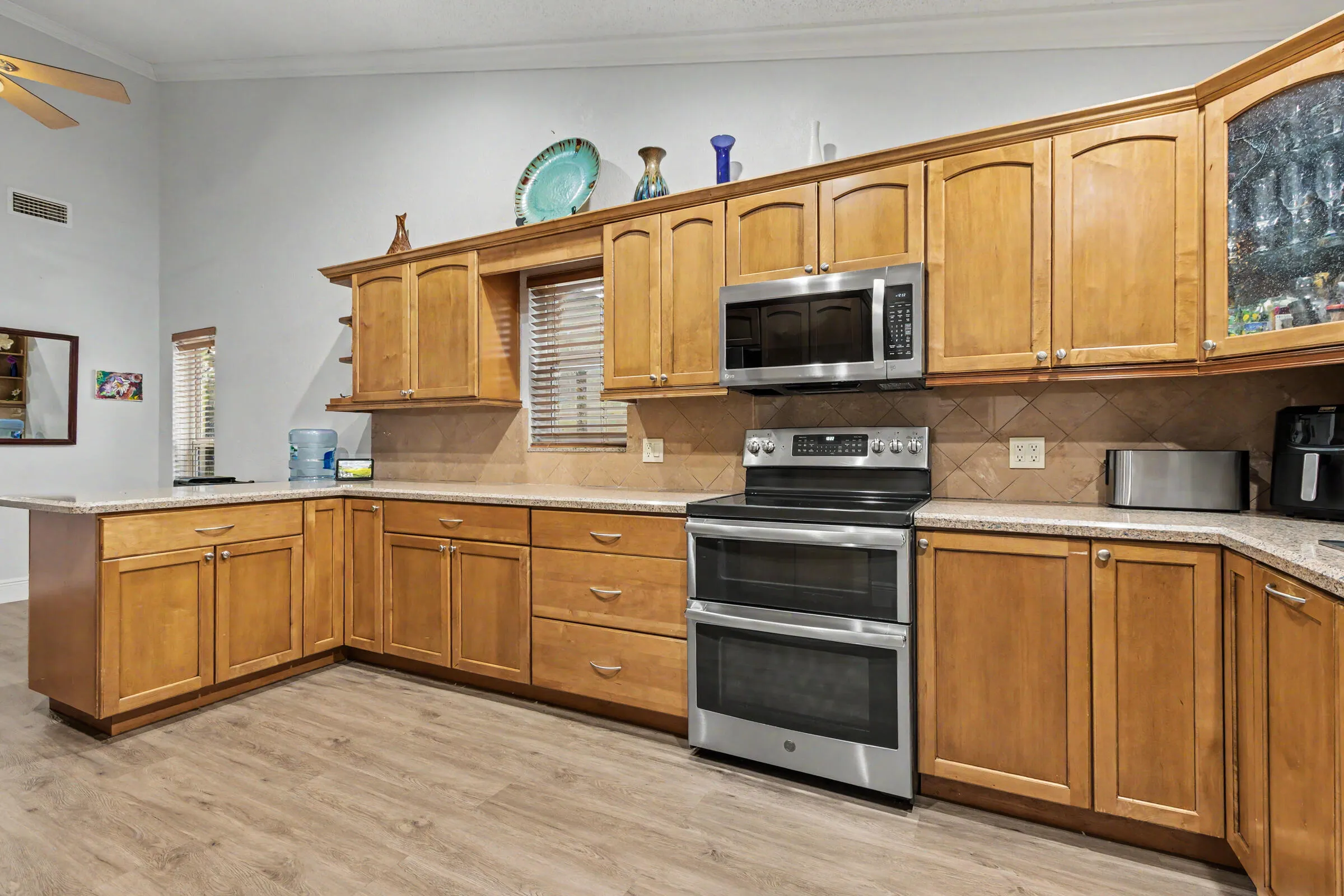 Large kitchen