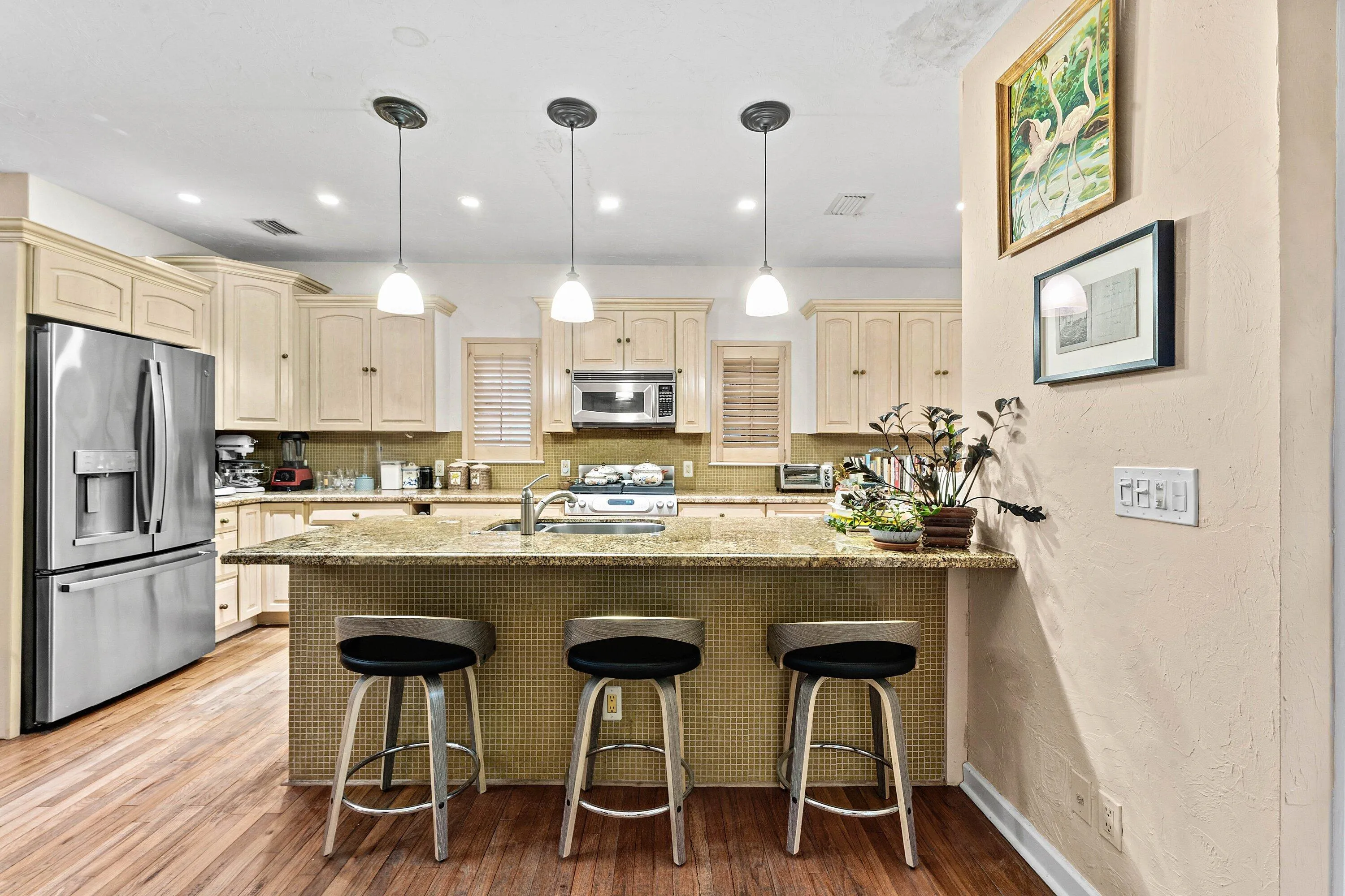 013-703SunsetRoad-WestPalmBeach-FL-33401