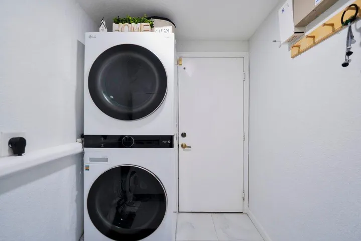 Washer/Dryer
