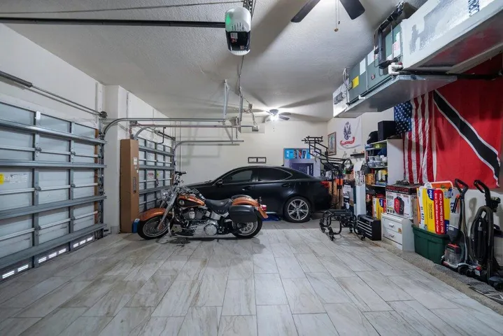 3 Car Garage