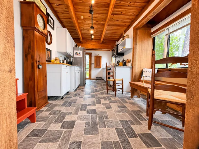 Rustic Modern Kitchen Nook