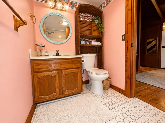Cozy Vintage Pink Bathroom