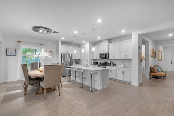 9-web-or-mls-19172Croft-9