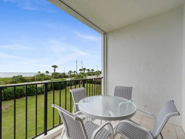 Unobstructed Ocean views