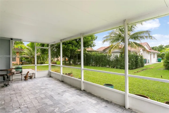Screened Patio 24'x9'