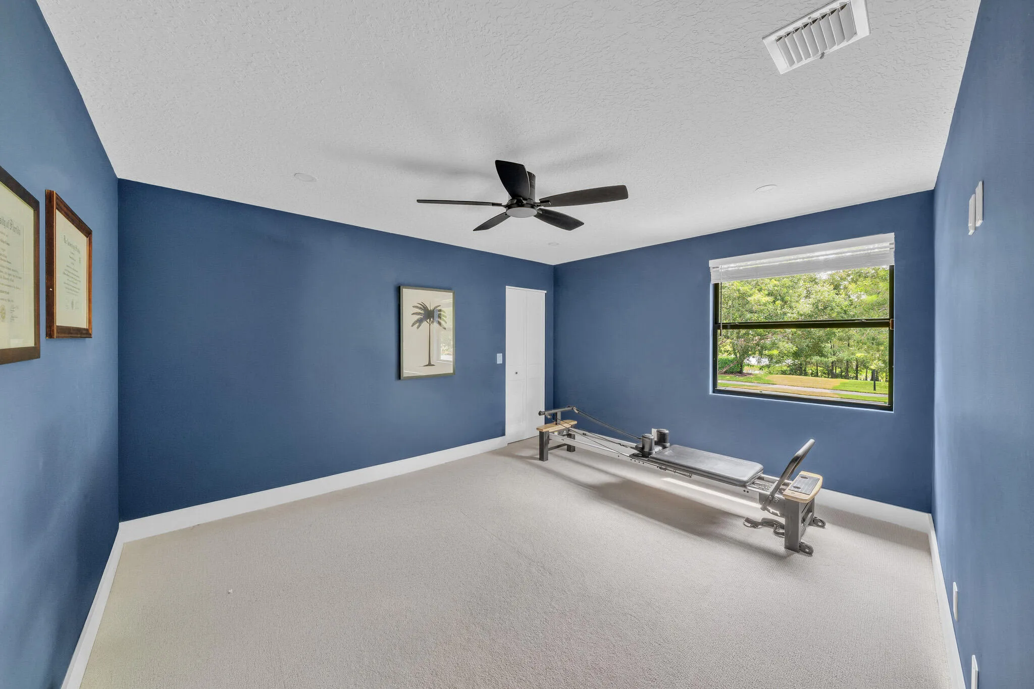 35 Guest Bedroom D (2)