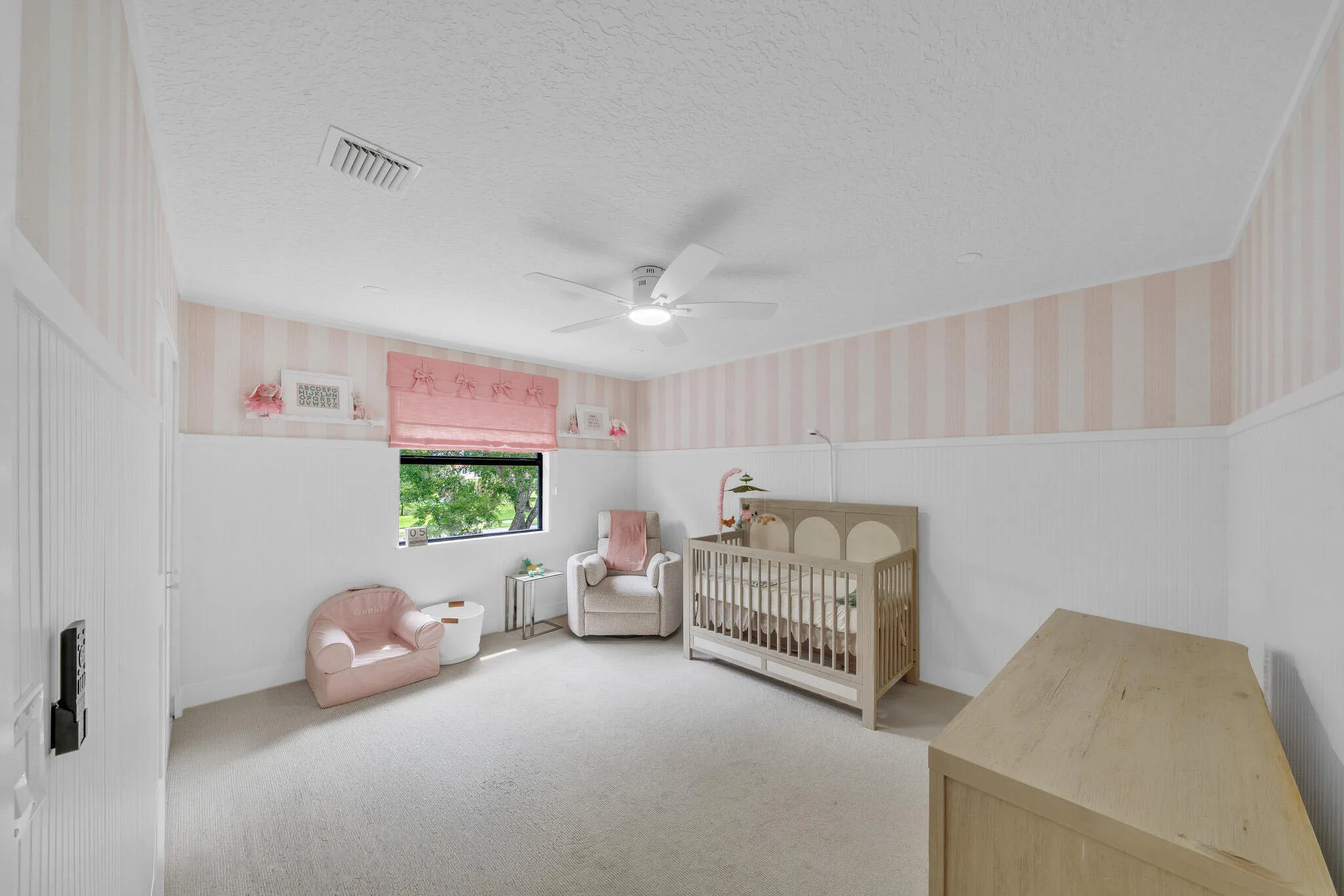 33 Guest Bedroom C (1)