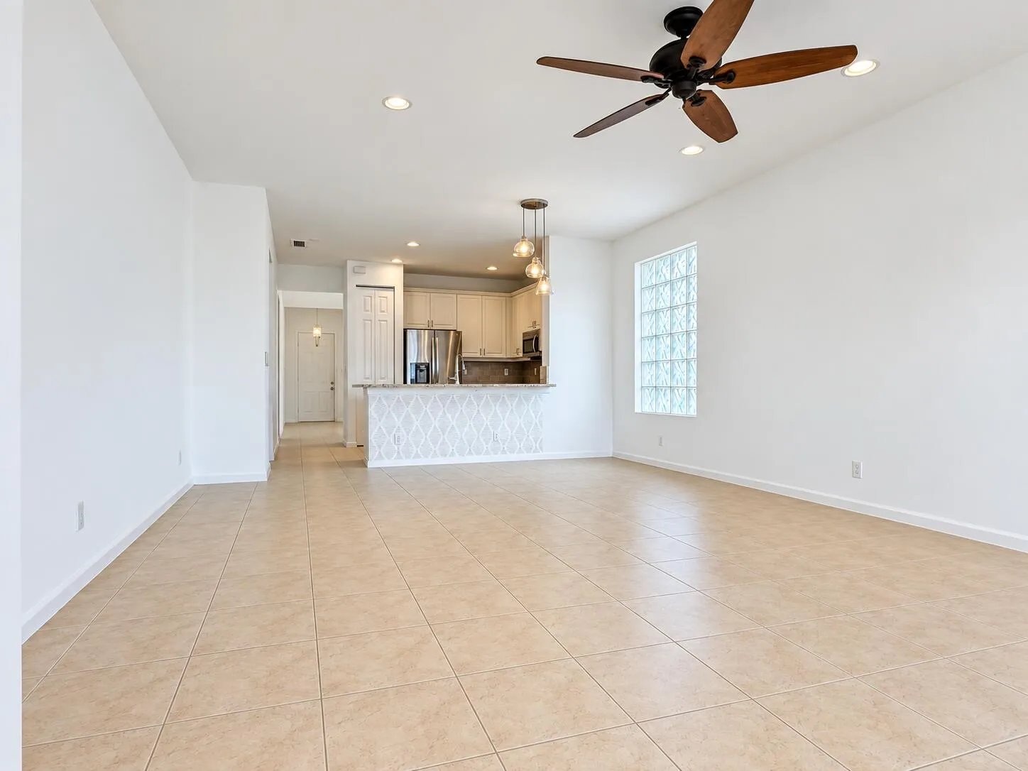 Living room 2