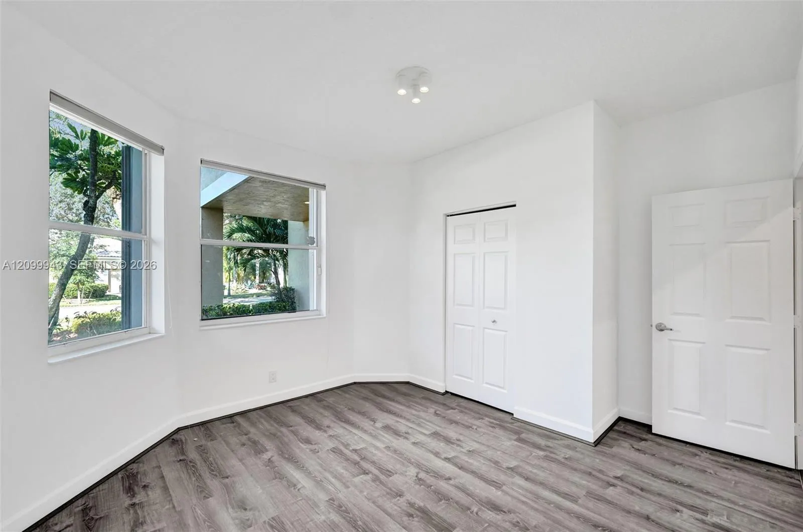Property photo 64
