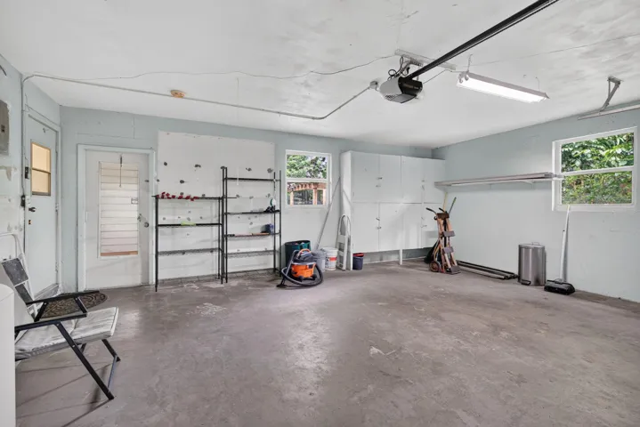 2 Car Garage