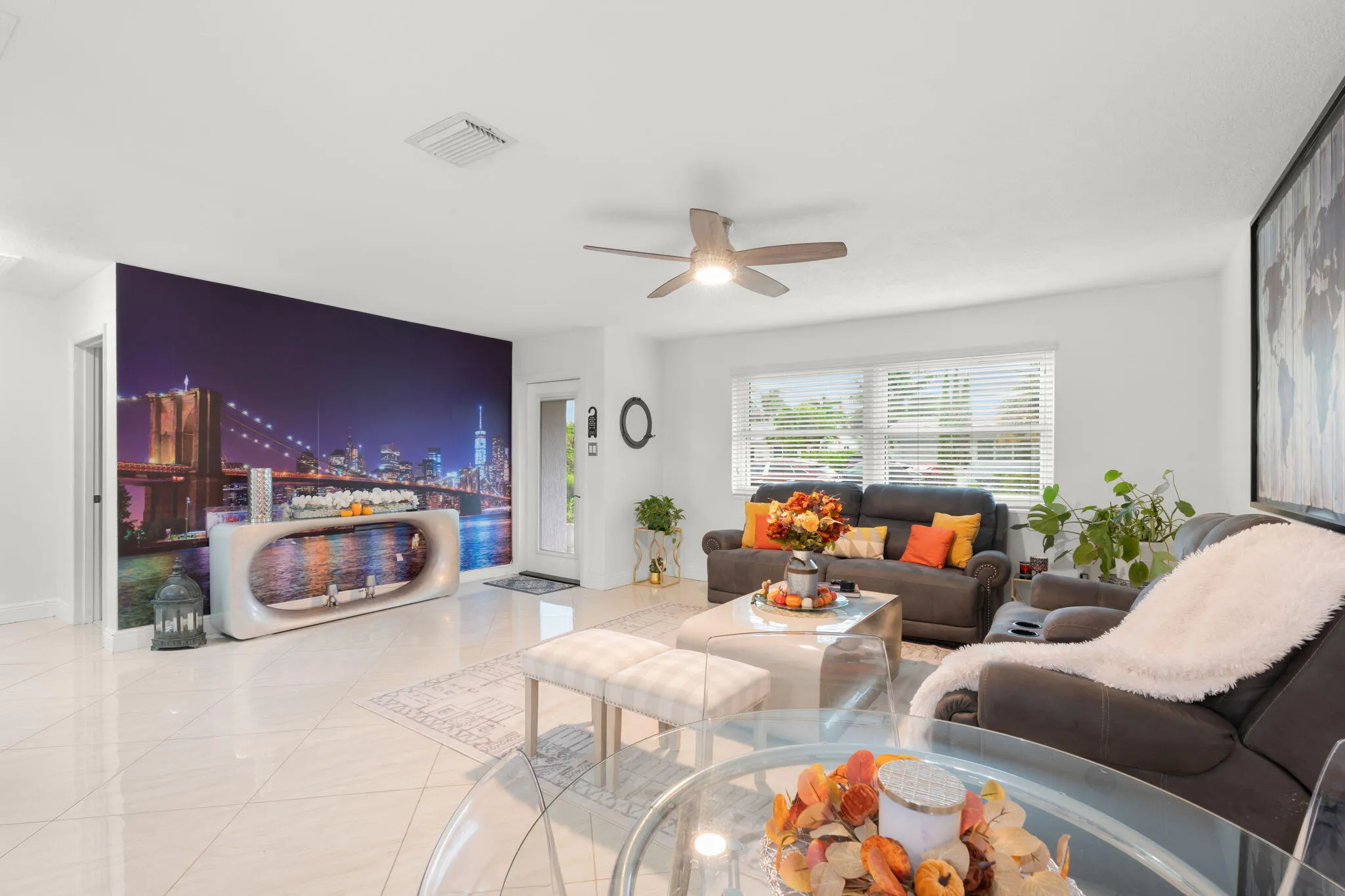20-web-or-mls-7541 Hope St, Hollywood, F